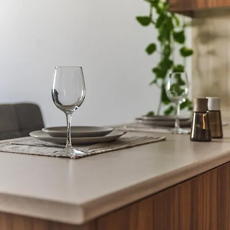 Creative 1br Pool View With Covered Parking