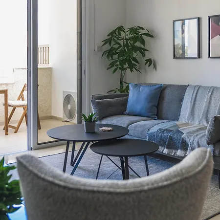 Creative 1br Pool View With Covered Parking Appartement *