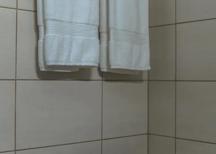 Creative 1br Pool View With Covered Parking Apartmán